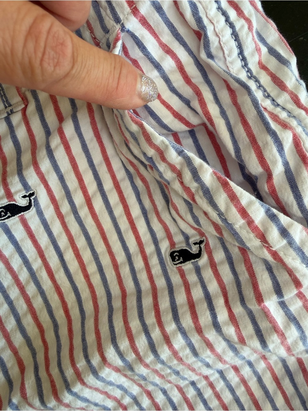 EUC Vineyard Vines striped whale shorts 8 - Picture 4 of 7